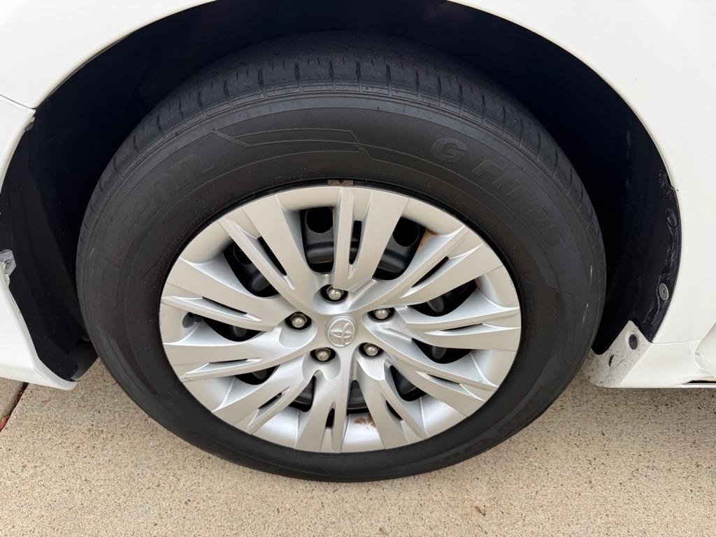 Toyota Camry LE 2013