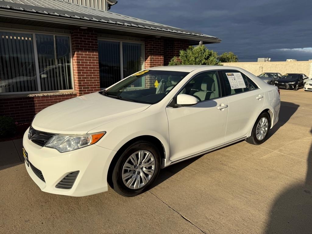 Toyota Camry LE 2013