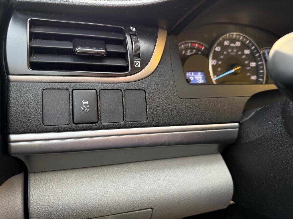 Toyota Camry LE 2013