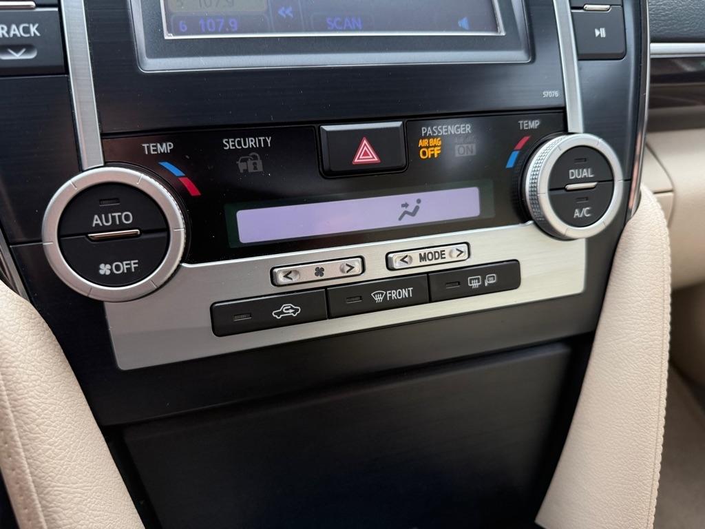 Toyota Camry XLE 2013
