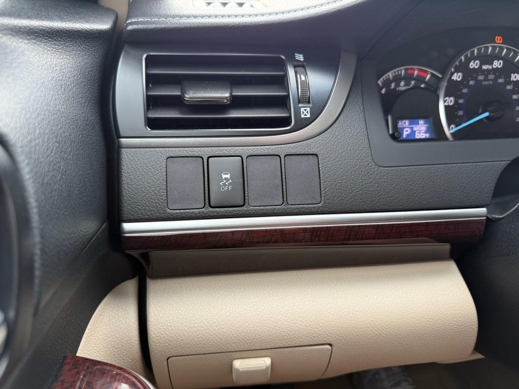 Toyota Camry XLE 2013