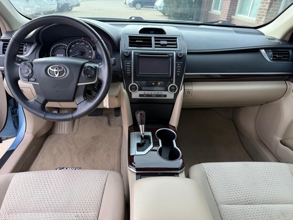 Toyota Camry XLE 2013