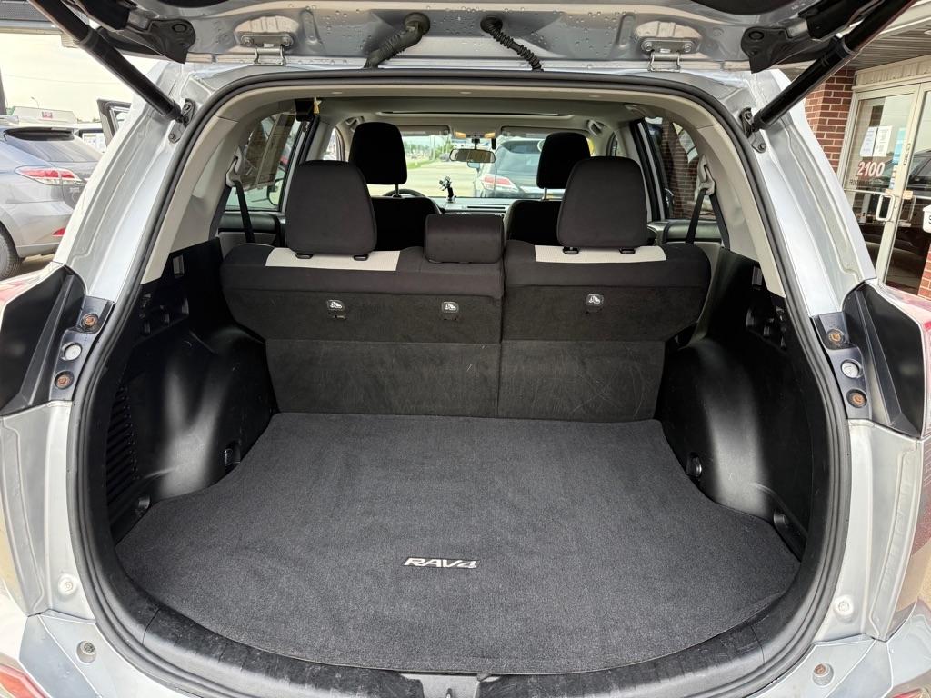 Toyota RAV4 XLE AWD 2016