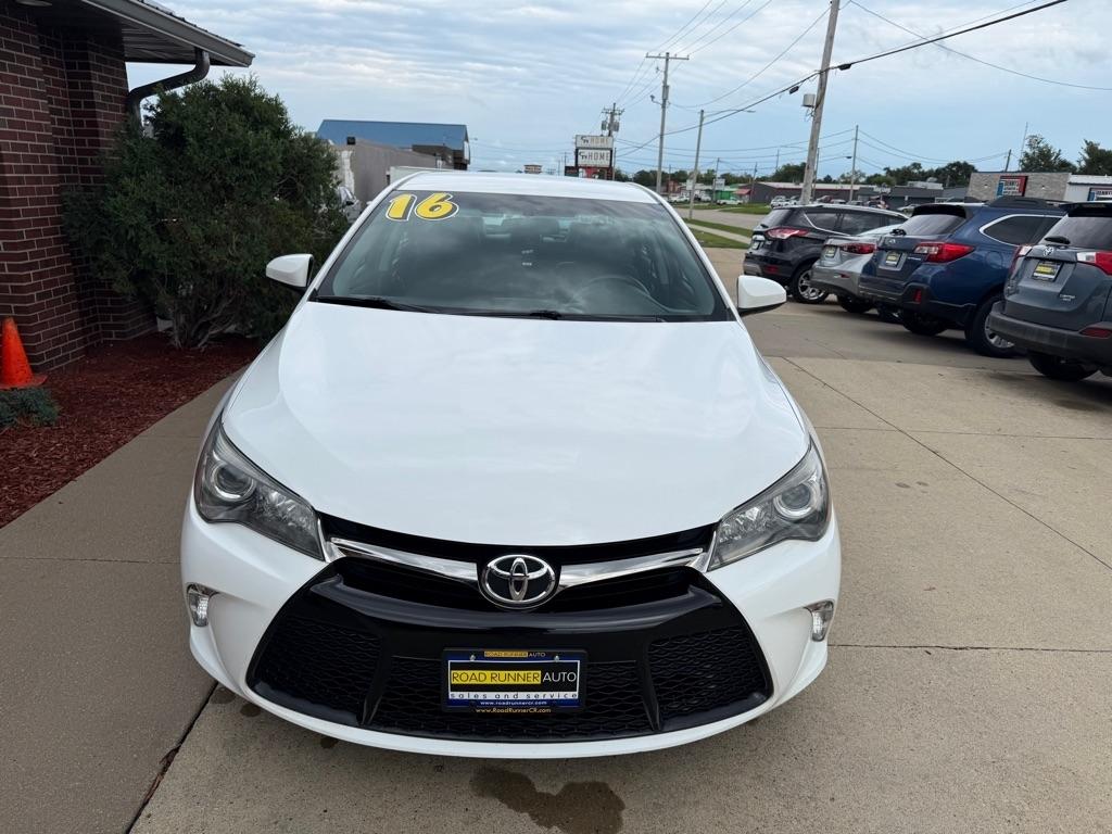 Toyota Camry SE 2016
