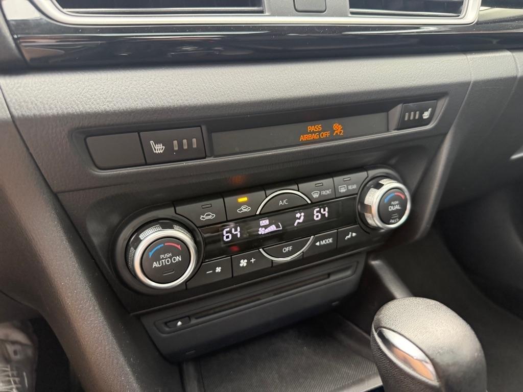 Mazda MAZDA3 I Grand Touring AT 4-Door 2014