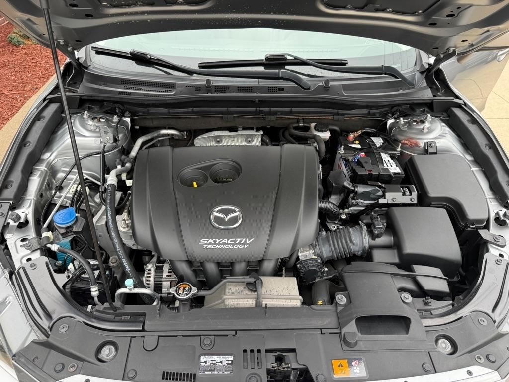 Mazda MAZDA3 I Grand Touring AT 4-Door 2014