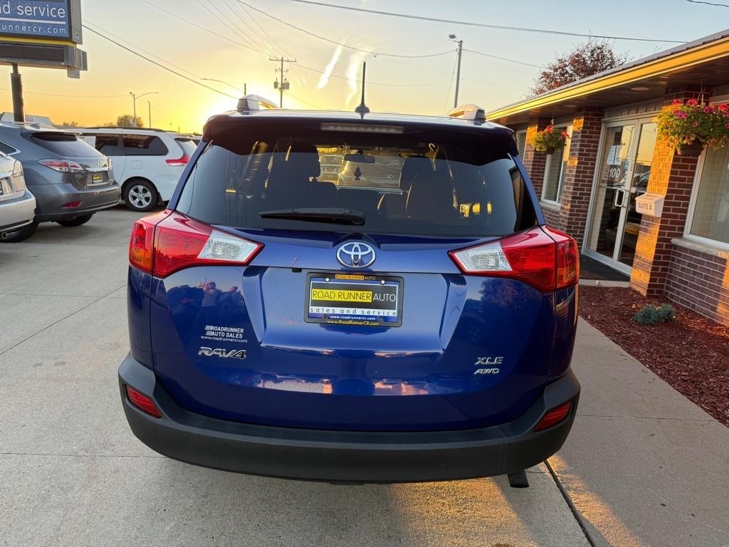 Toyota RAV4 XLE AWD 2015