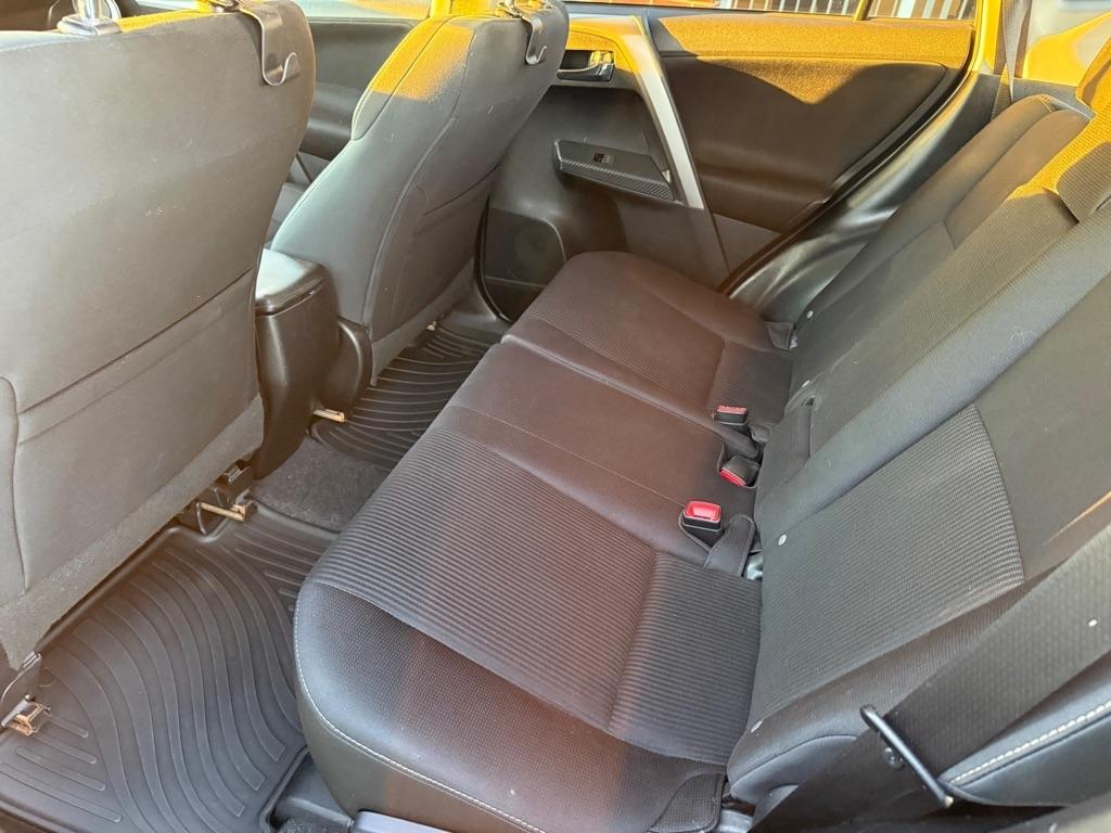 Toyota RAV4 XLE AWD 2015