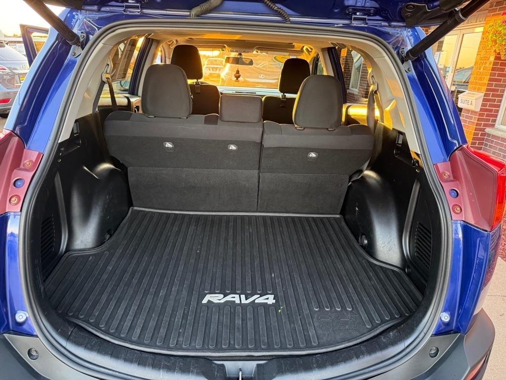 Toyota RAV4 XLE AWD 2015