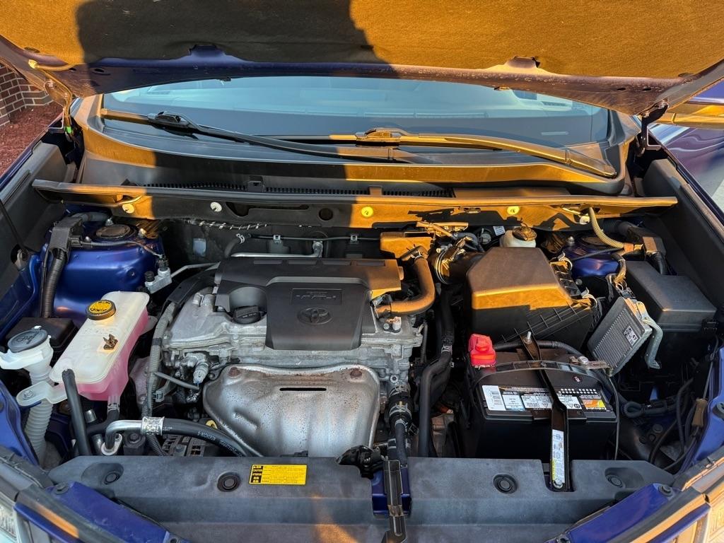 Toyota RAV4 XLE AWD 2015