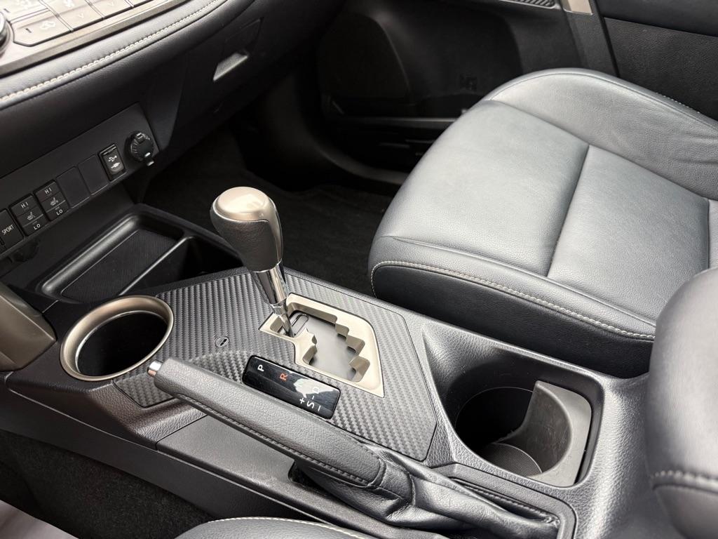 Toyota RAV4 Limited AWD 2015