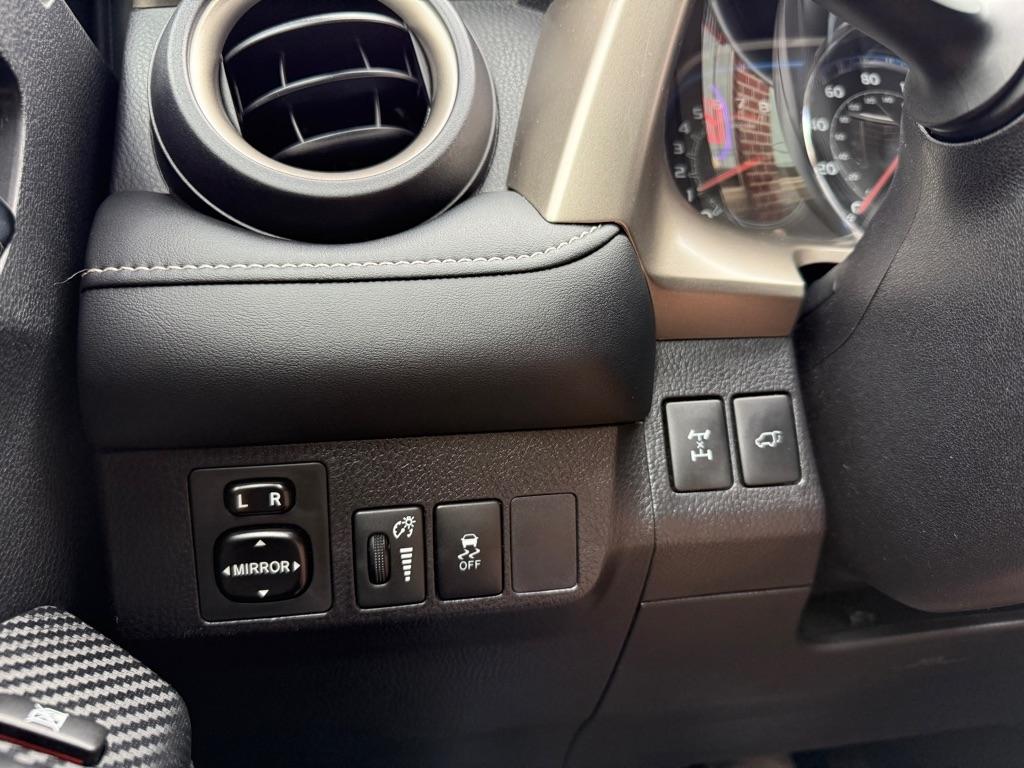 Toyota RAV4 Limited AWD 2015