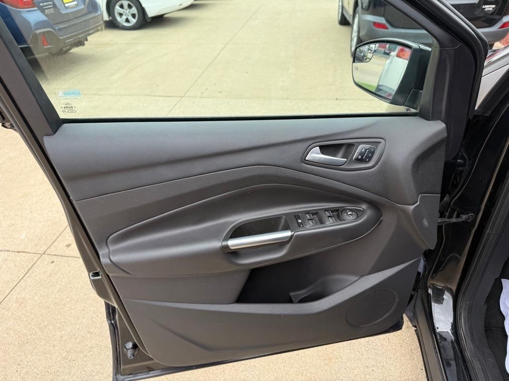 Ford Escape Titanium FWD 2014