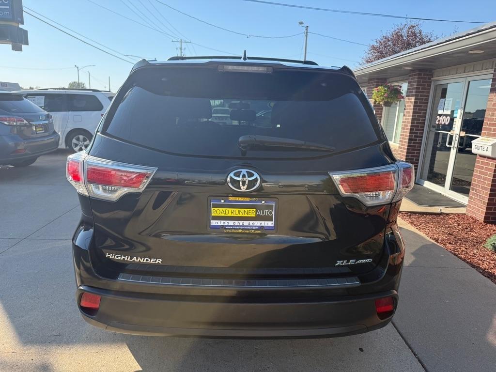 Toyota Highlander XLE AWD V6 2016
