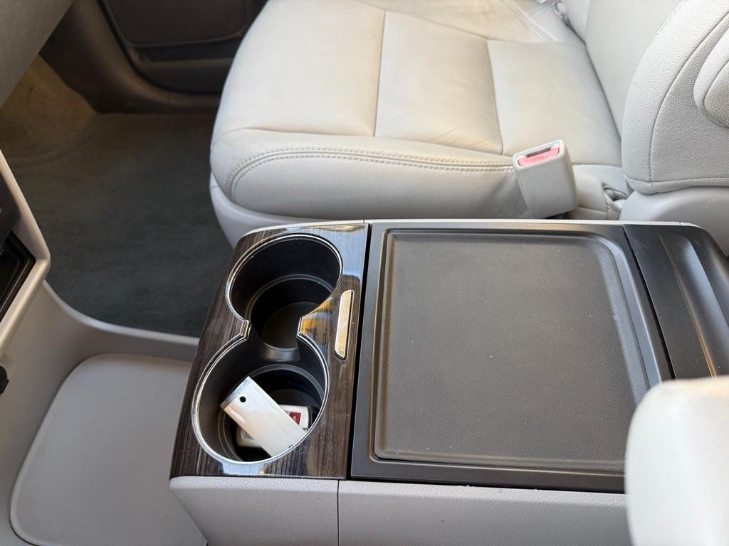 Toyota Sienna XLE Premium AWD 7-Passenger (Natl) 2015