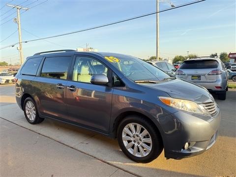 2015 Toyota Sienna XLE Premium AWD 7-Passenger (Natl)