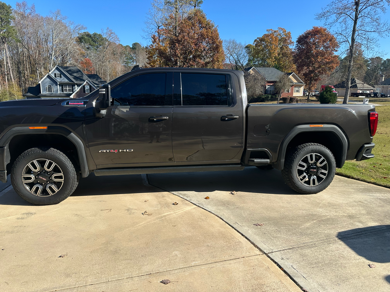 2021 GMC Sierra 2500HD AT4 Crew Cab 4WD