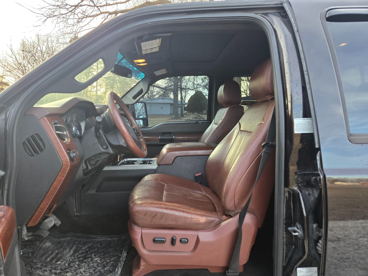Ford F-350 SD King Ranch Crew Cab 4WD 2014
