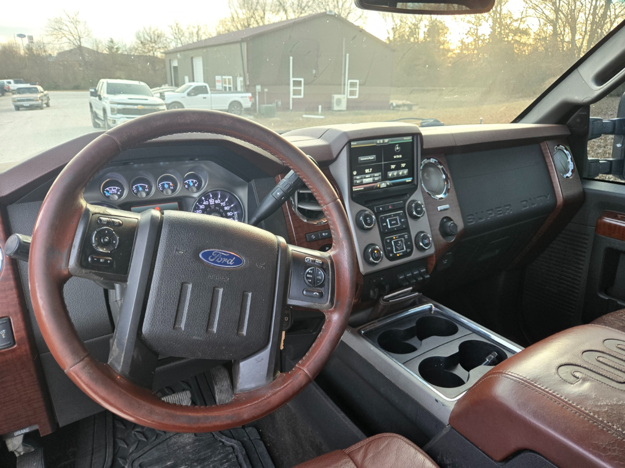 Ford F-350 SD King Ranch Crew Cab 4WD 2014