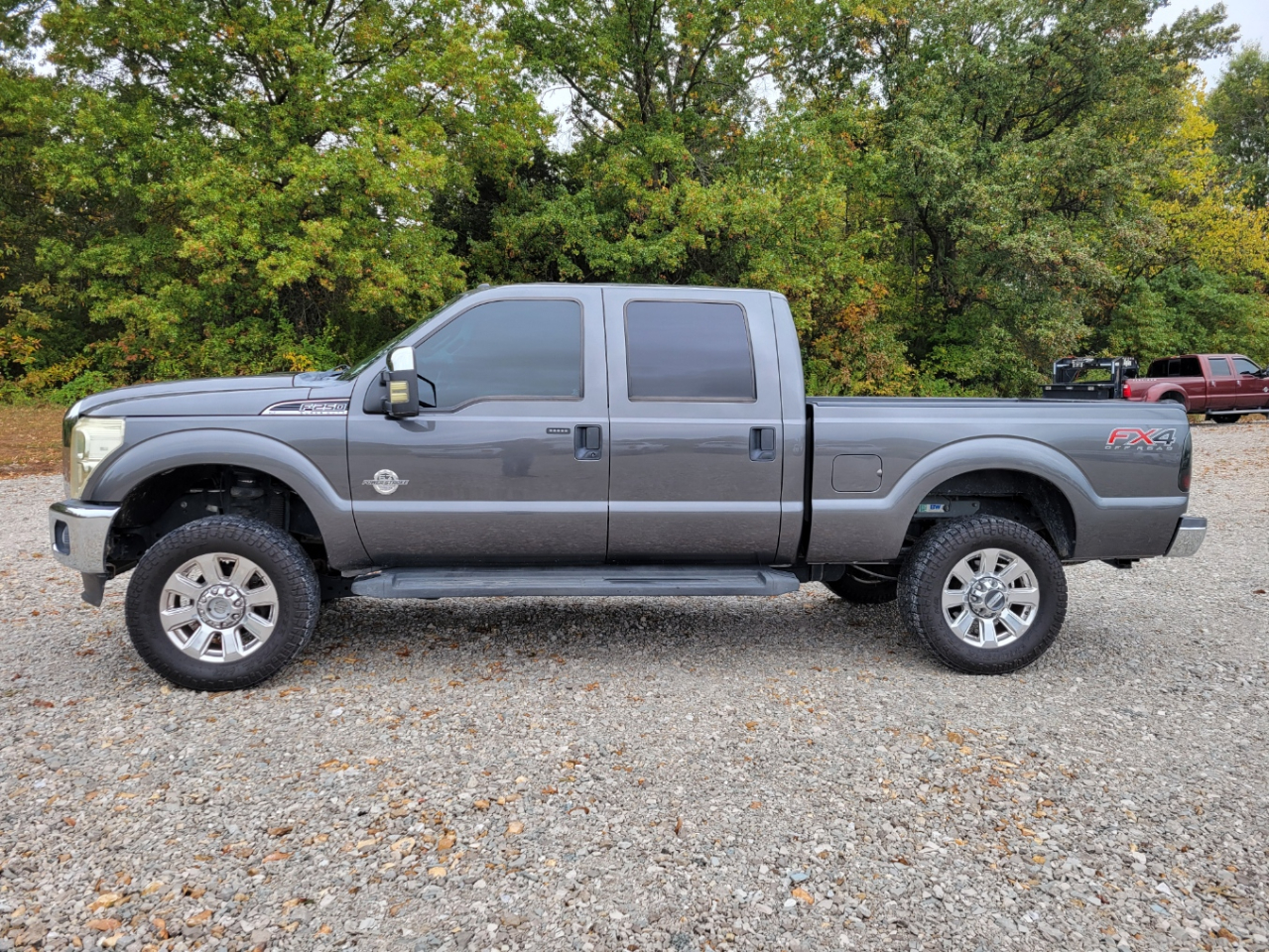 Ford F-250 SD XLT Crew Cab 4WD 2016 Ford F-250 SD XLT Crew Cab 4WD 2016