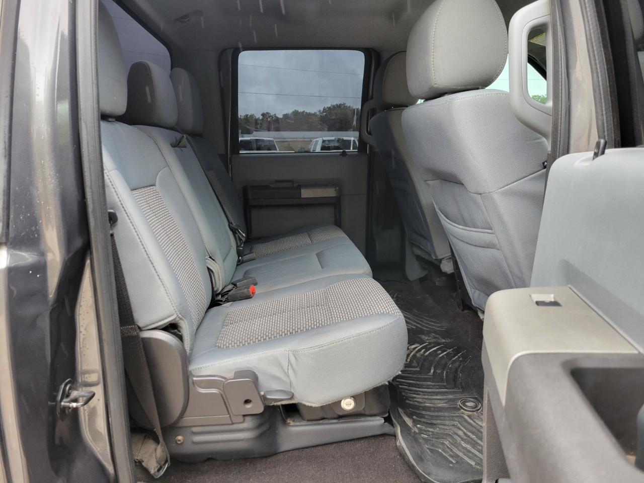 Ford F-250 SD XLT Crew Cab 4WD 2016 Ford F-250 SD XLT Crew Cab 4WD 2016