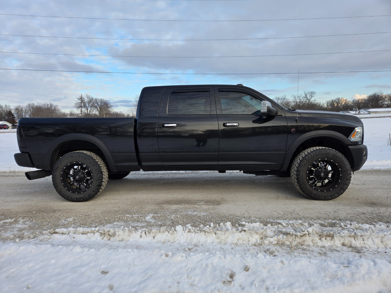 RAM 3500 Laramie Mega Cab 4WD 2018