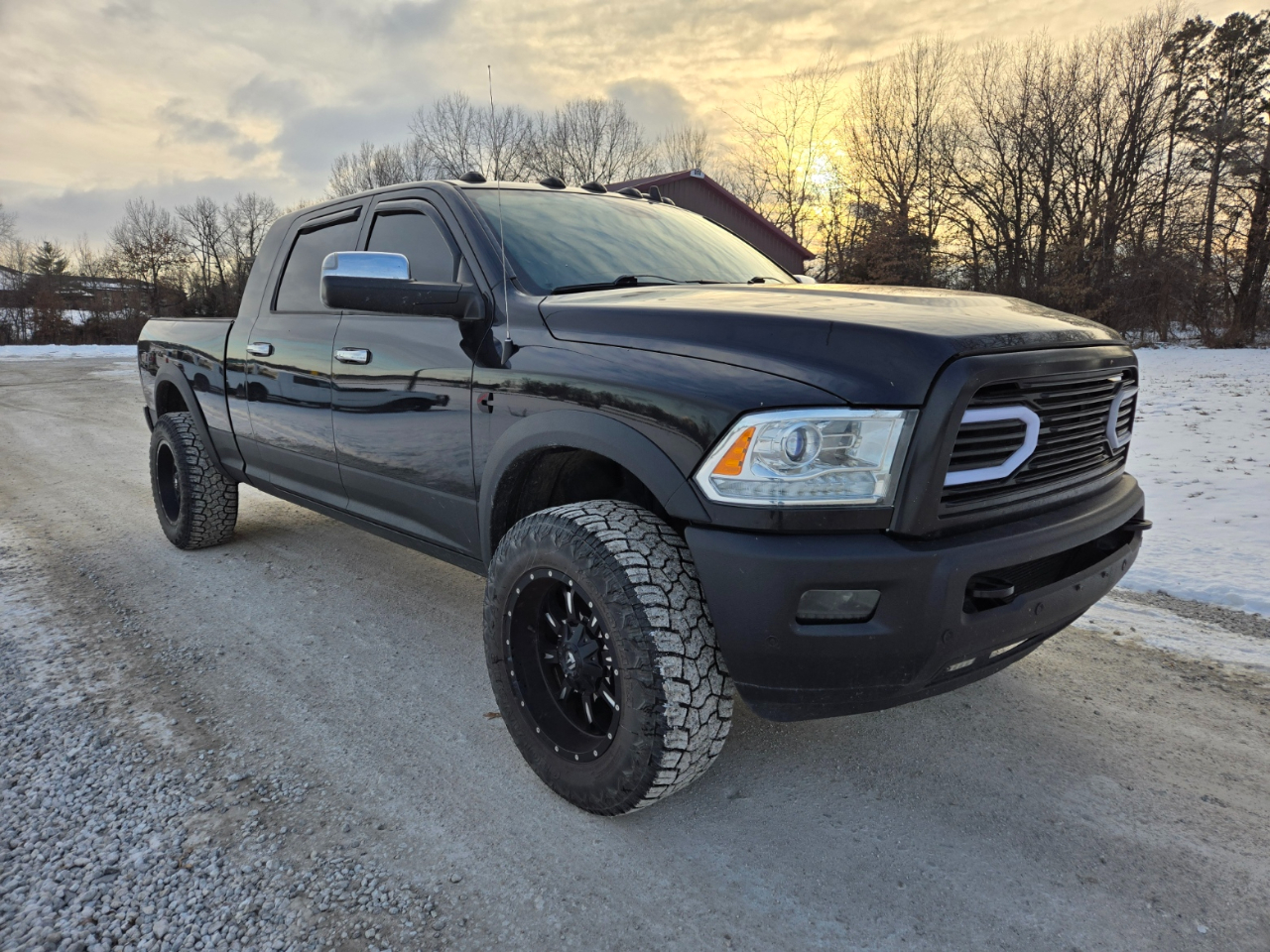 RAM 3500 Laramie Mega Cab 4WD 2018