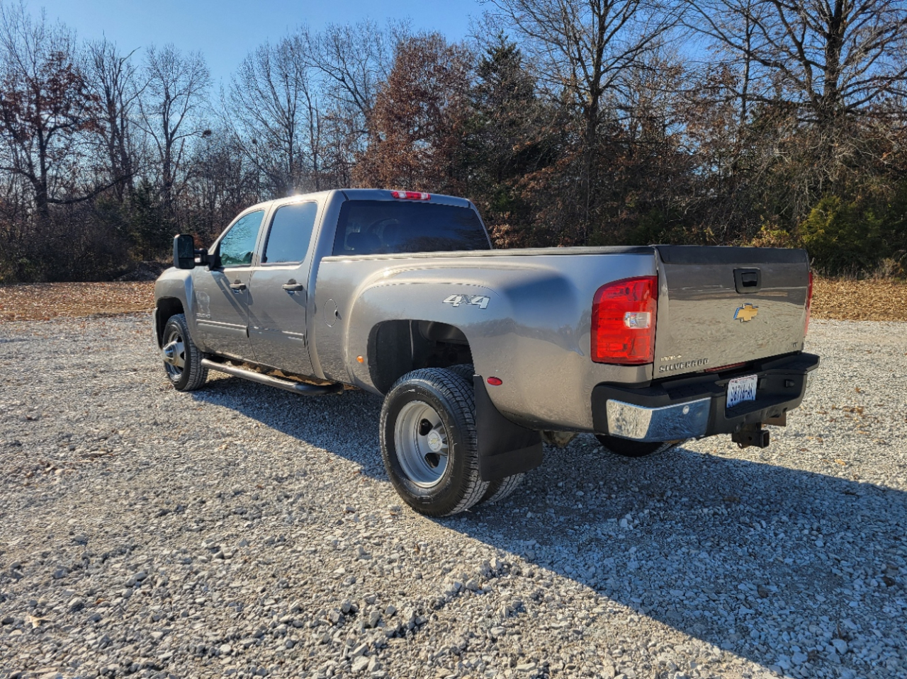 Chevrolet Silverado 3500HD LT1 Crew Cab DRW 4WD 2009