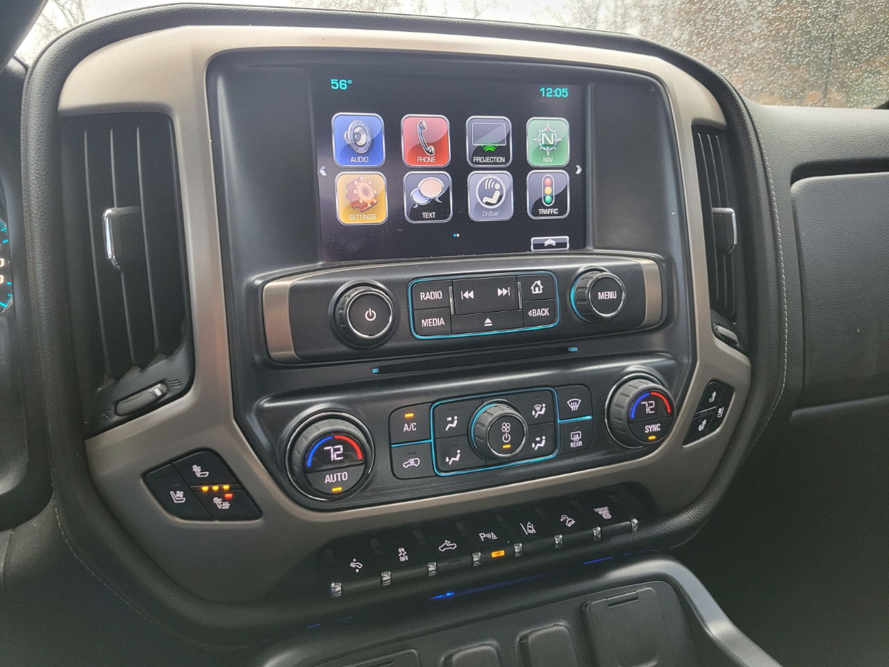 GMC Sierra 2500HD Denali Crew Cab 4WD 2017