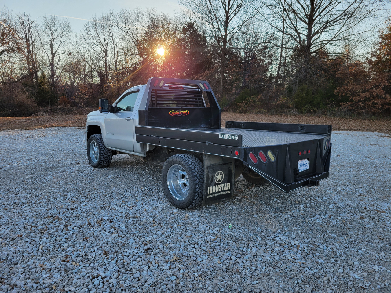Chevrolet Silverado 3500HD LT Long Box 4WD 2017