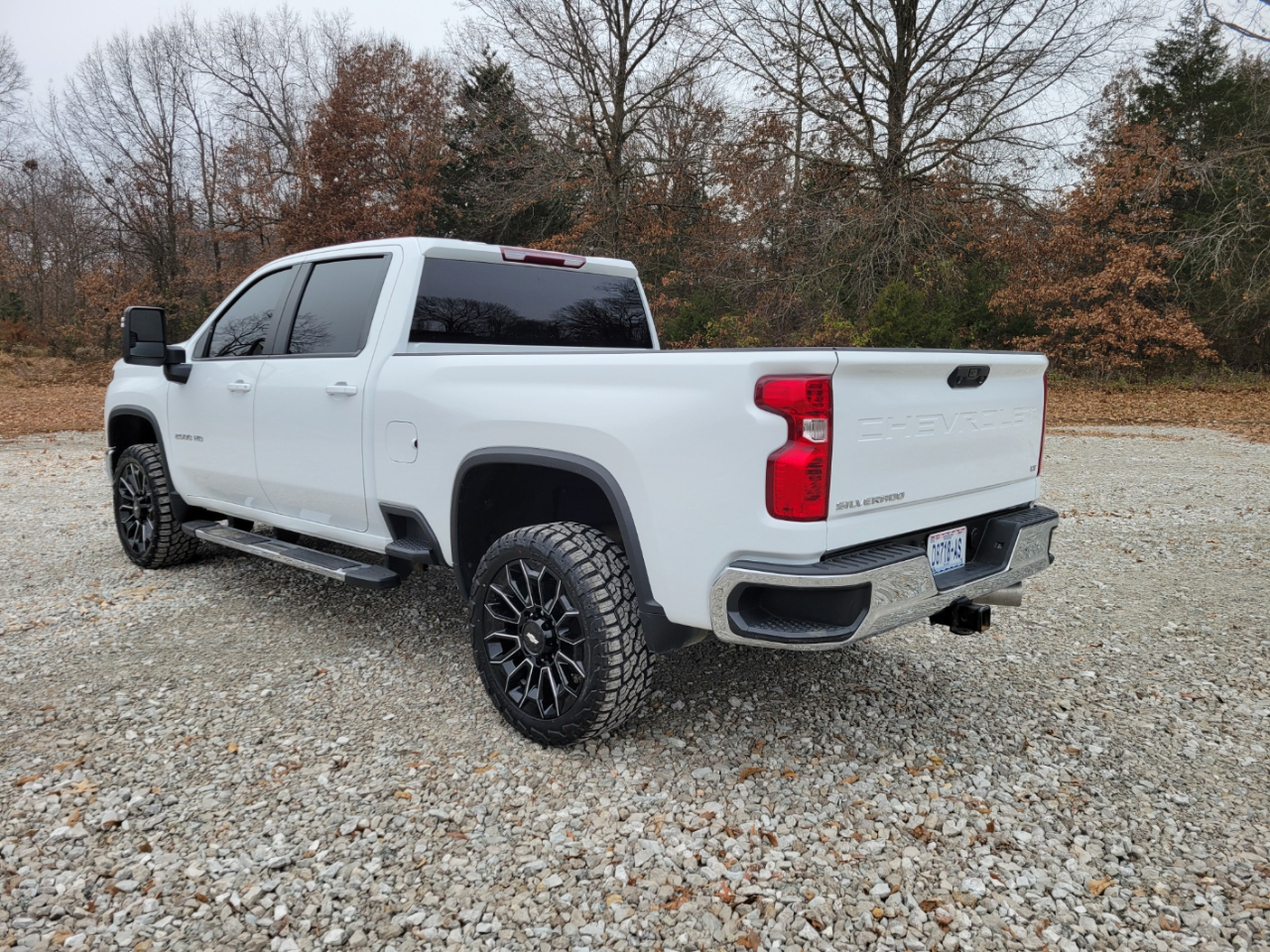 Chevrolet Silverado 2500HD LT Crew Cab Long Box 4WD 2024