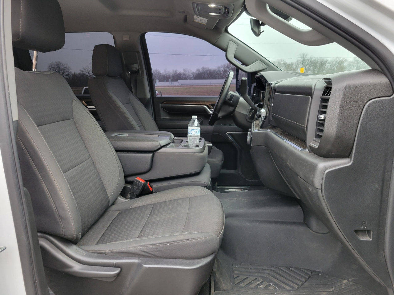 Chevrolet Silverado 2500HD LT Crew Cab Long Box 4WD 2024