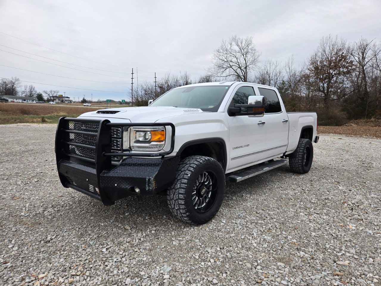 GMC Sierra 3500HD Denali Crew Cab Long Box 4WD 2019