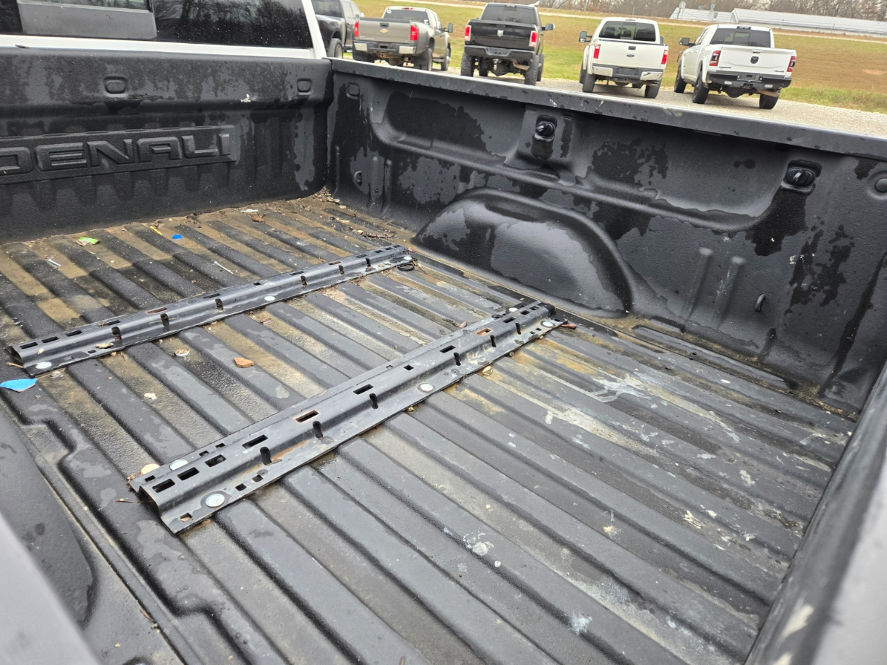 GMC Sierra 3500HD Denali Crew Cab Long Box 4WD 2019