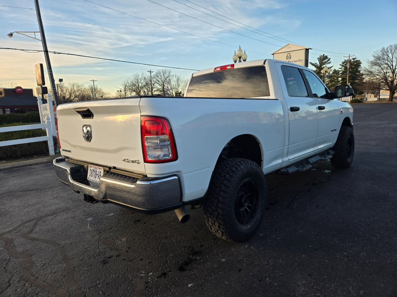 RAM 2500 Tradesman Crew Cab SWB 4WD 2022