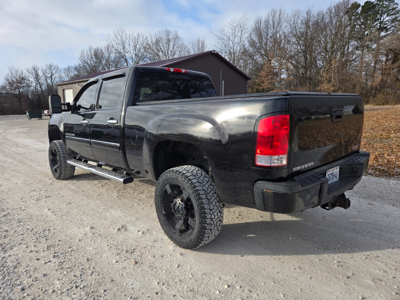 GMC Sierra 2500HD Denali Crew Cab 4WD 2012