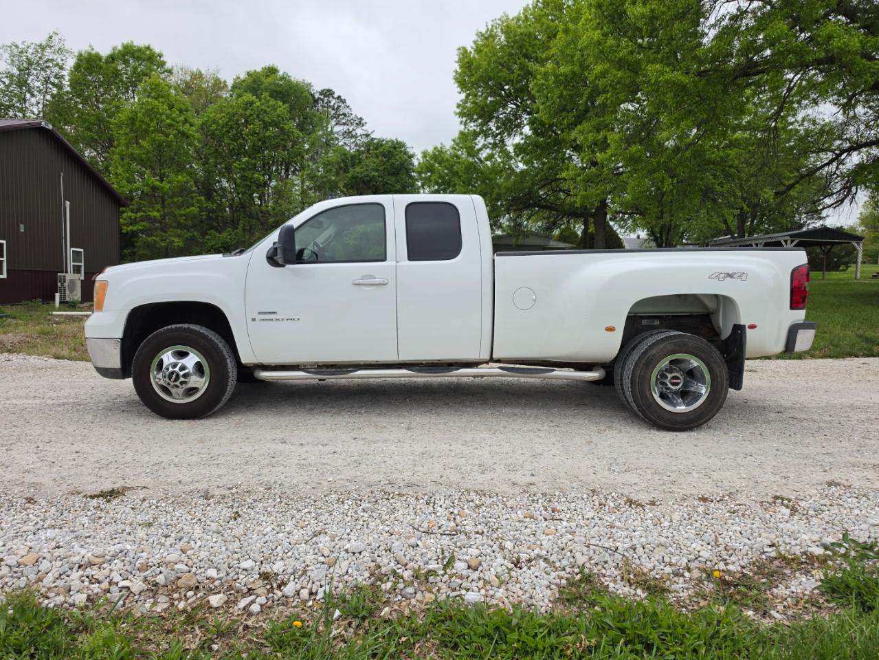 GMC Sierra 3500HD SLT Ext. Cab DRW 4WD 2009