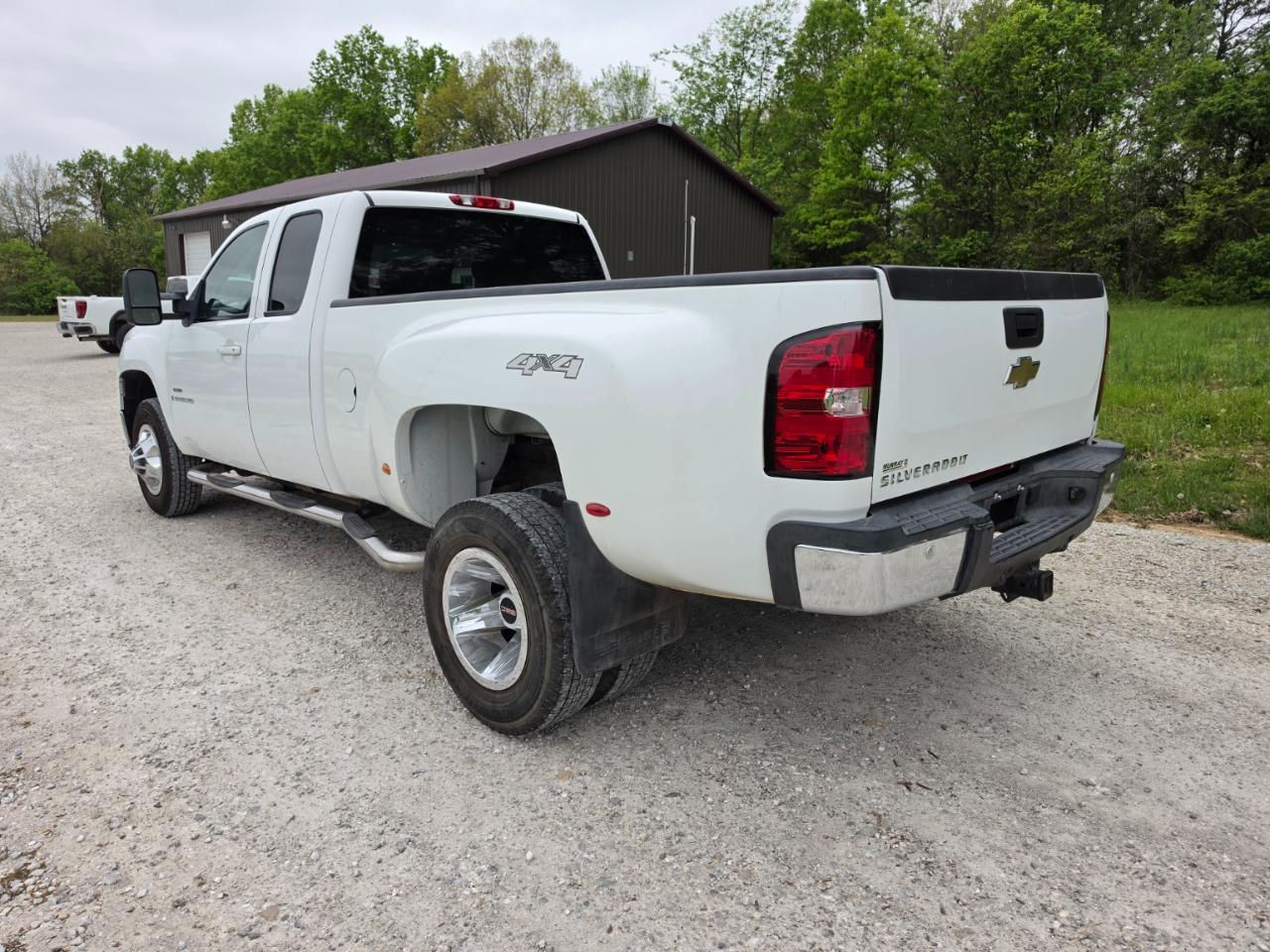 GMC Sierra 3500HD SLT Ext. Cab DRW 4WD 2009