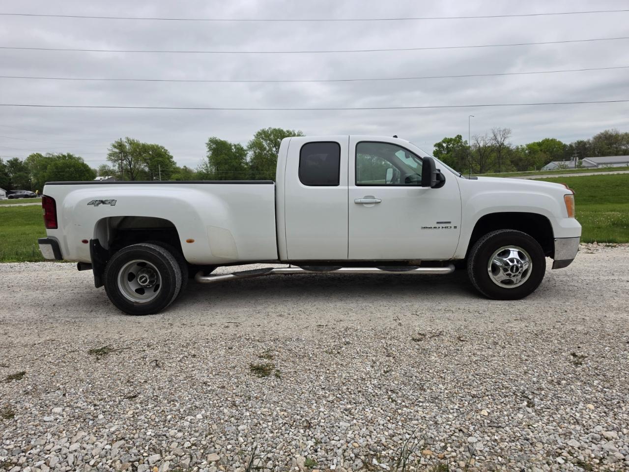 GMC Sierra 3500HD SLT Ext. Cab DRW 4WD 2009
