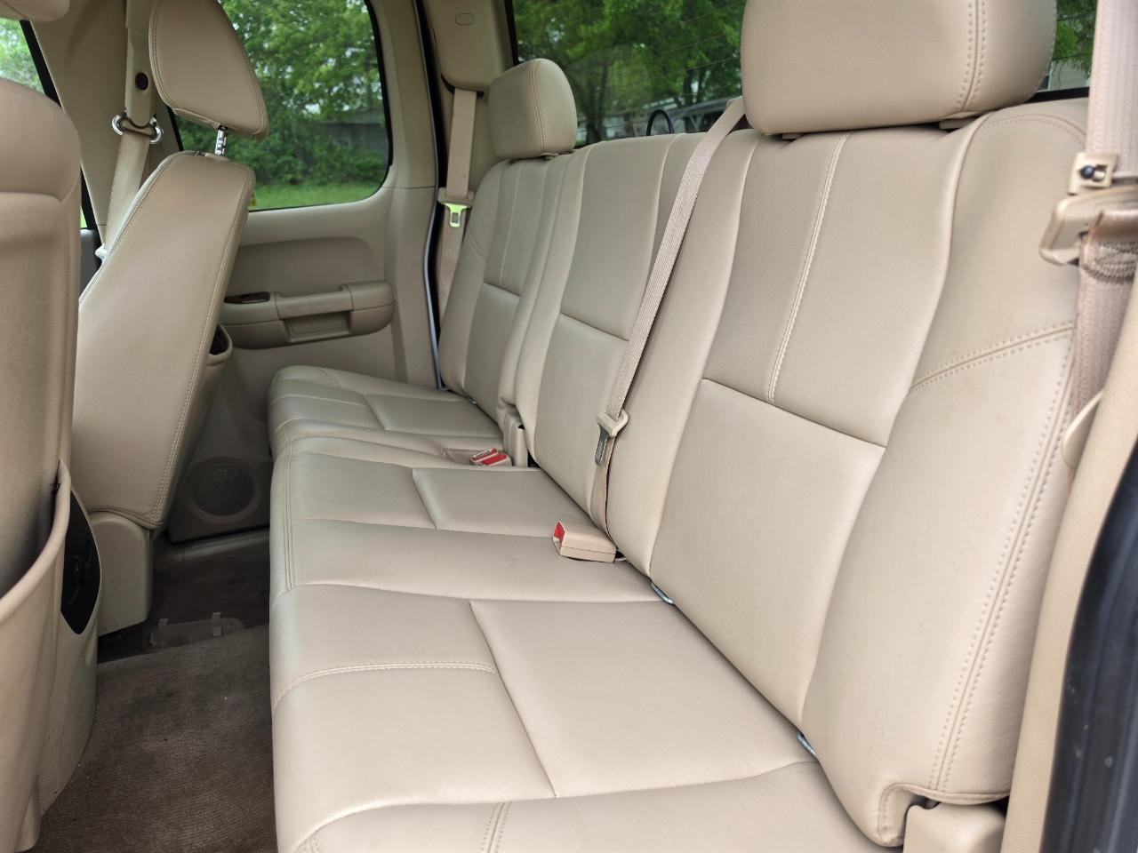 GMC Sierra 3500HD SLT Ext. Cab DRW 4WD 2009