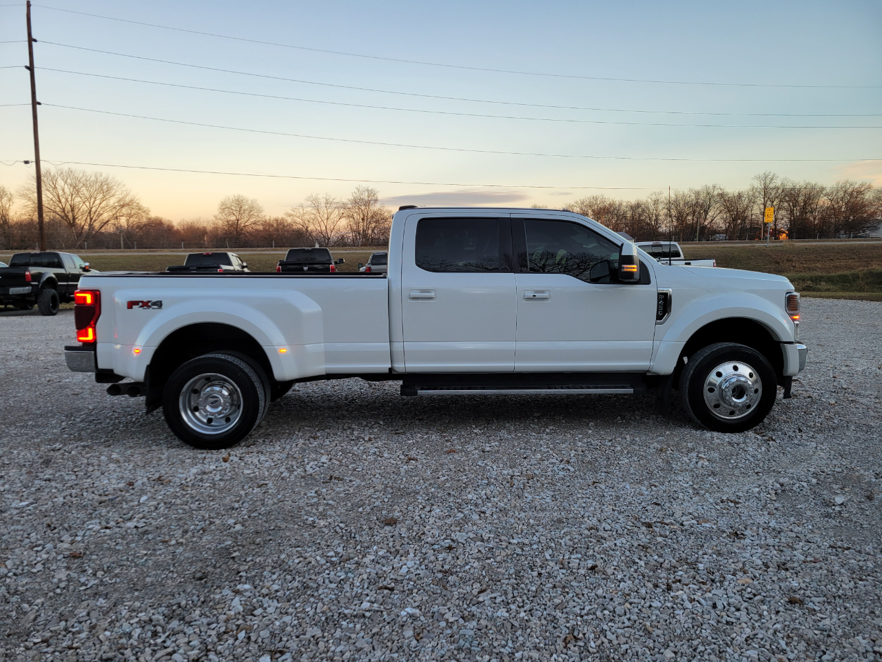 Ford F-450 SD Lariat Crew Cab 4WD 2022