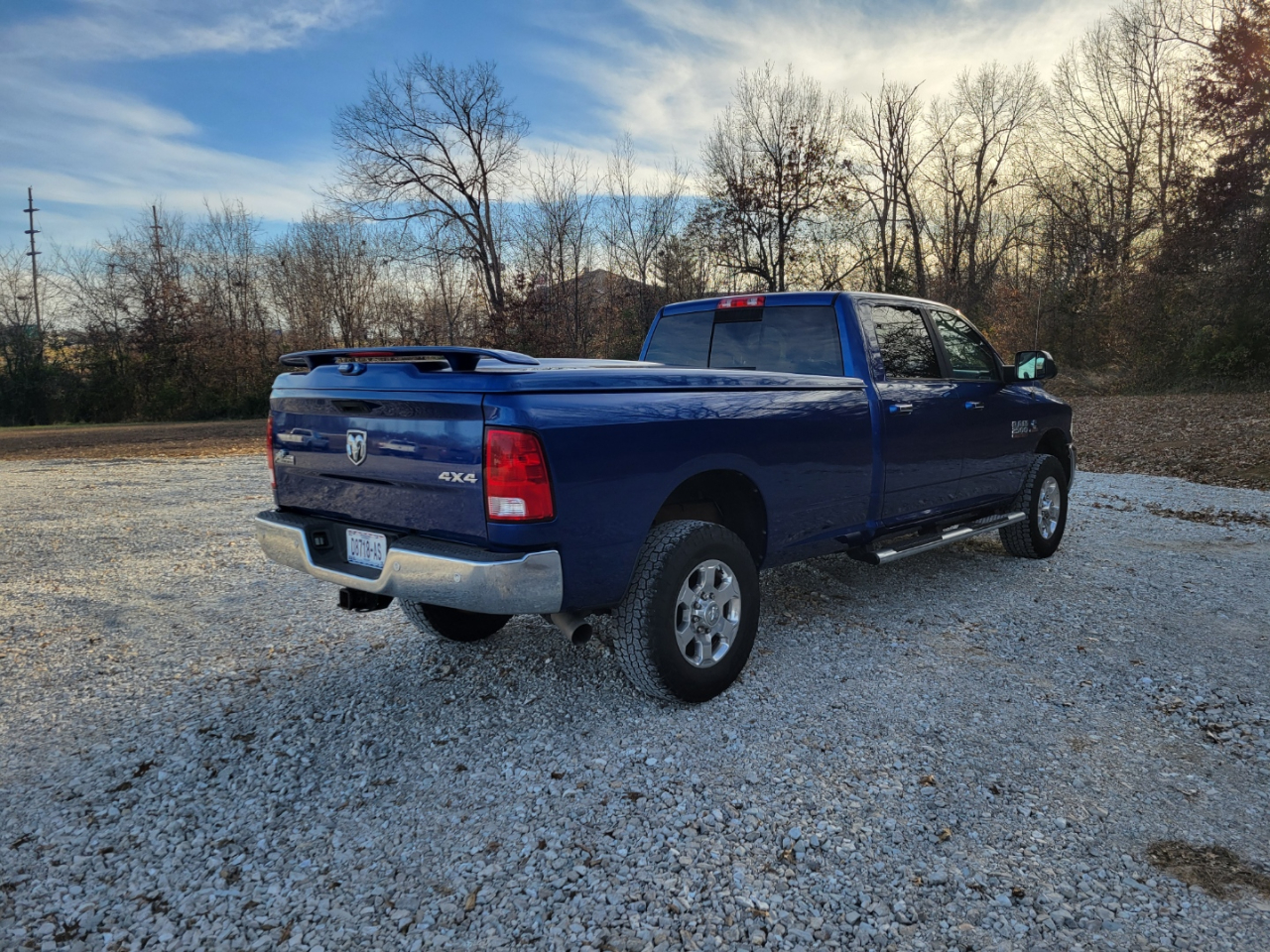 RAM 2500 SLT Crew Cab LWB 4WD 2017