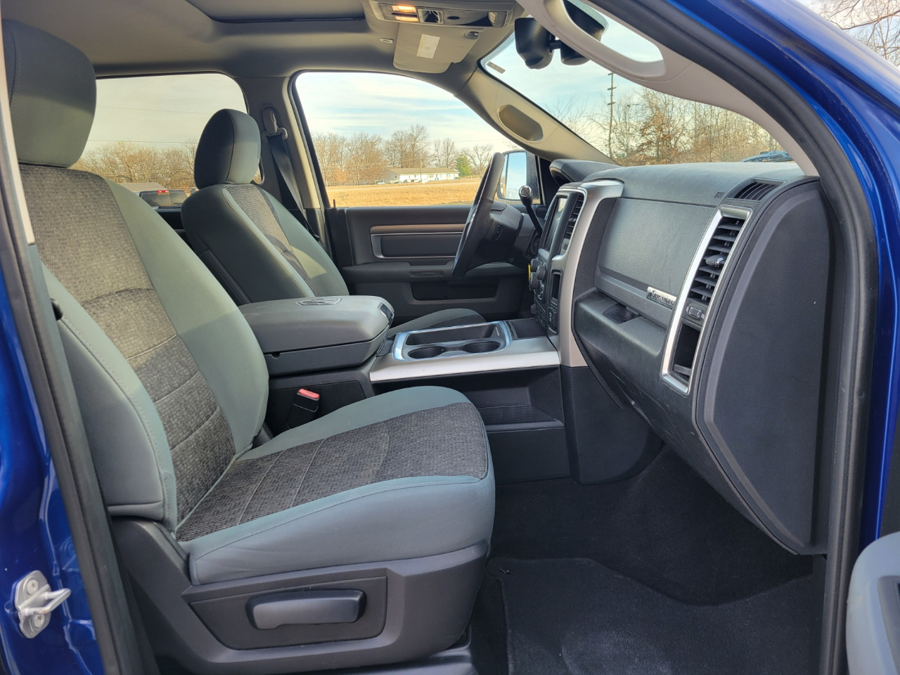 RAM 2500 SLT Crew Cab LWB 4WD 2017