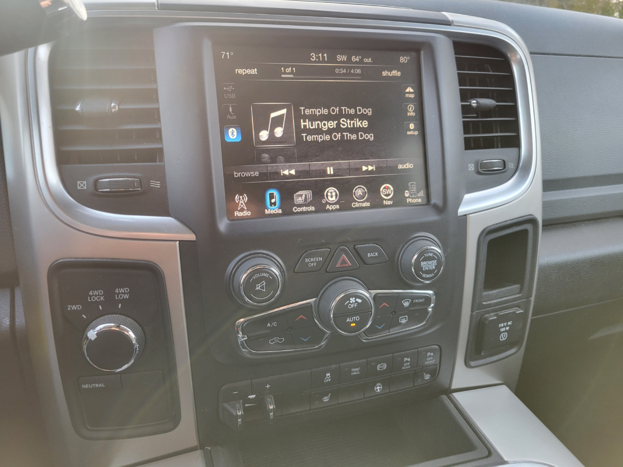 RAM 2500 SLT Crew Cab LWB 4WD 2017