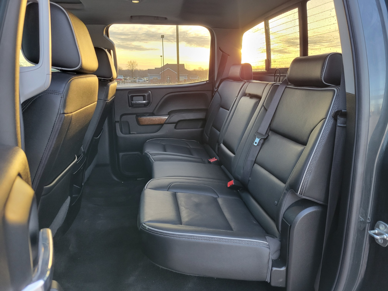 Chevrolet Silverado 2500HD High Country 4WD 2018