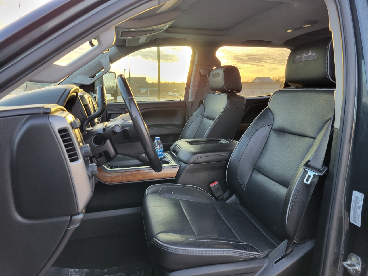 Chevrolet Silverado 2500HD High Country 4WD 2018