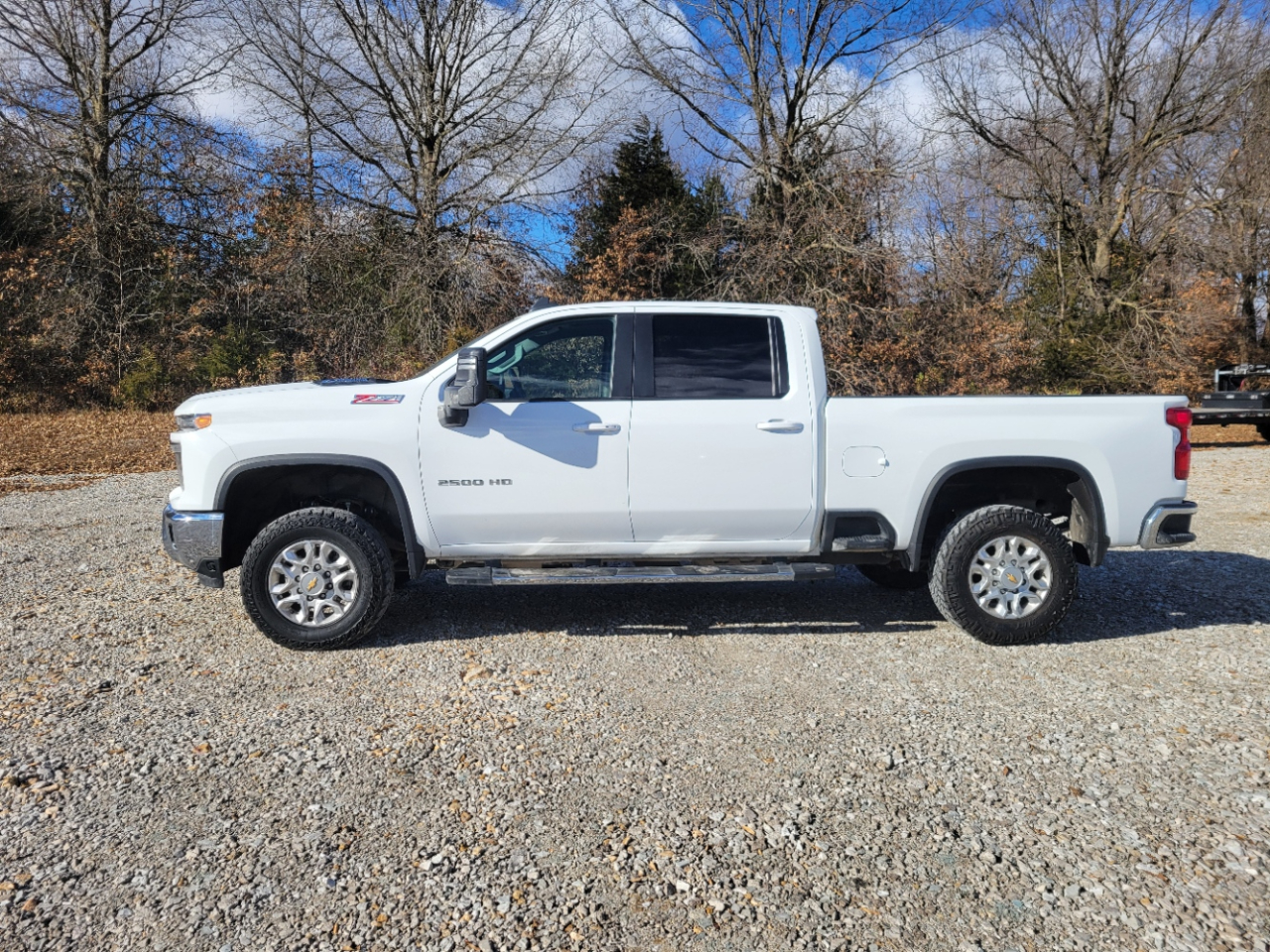 Chevrolet Silverado 2500HD LT Crew Cab 4WD 2024