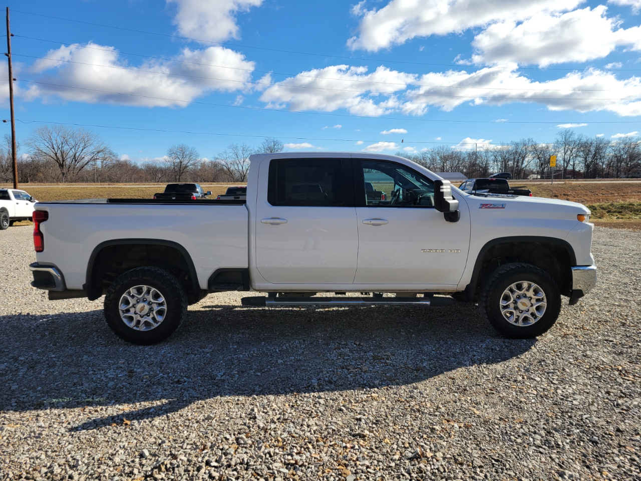 Chevrolet Silverado 2500HD LT Crew Cab 4WD 2024