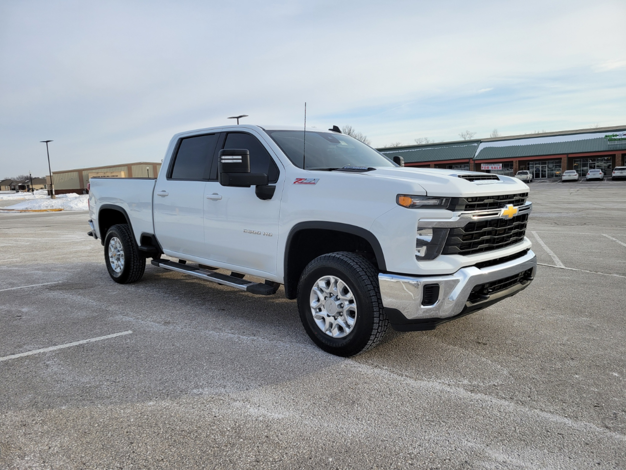 Chevrolet Silverado 2500HD LT Crew Cab Long Box 4WD 2025