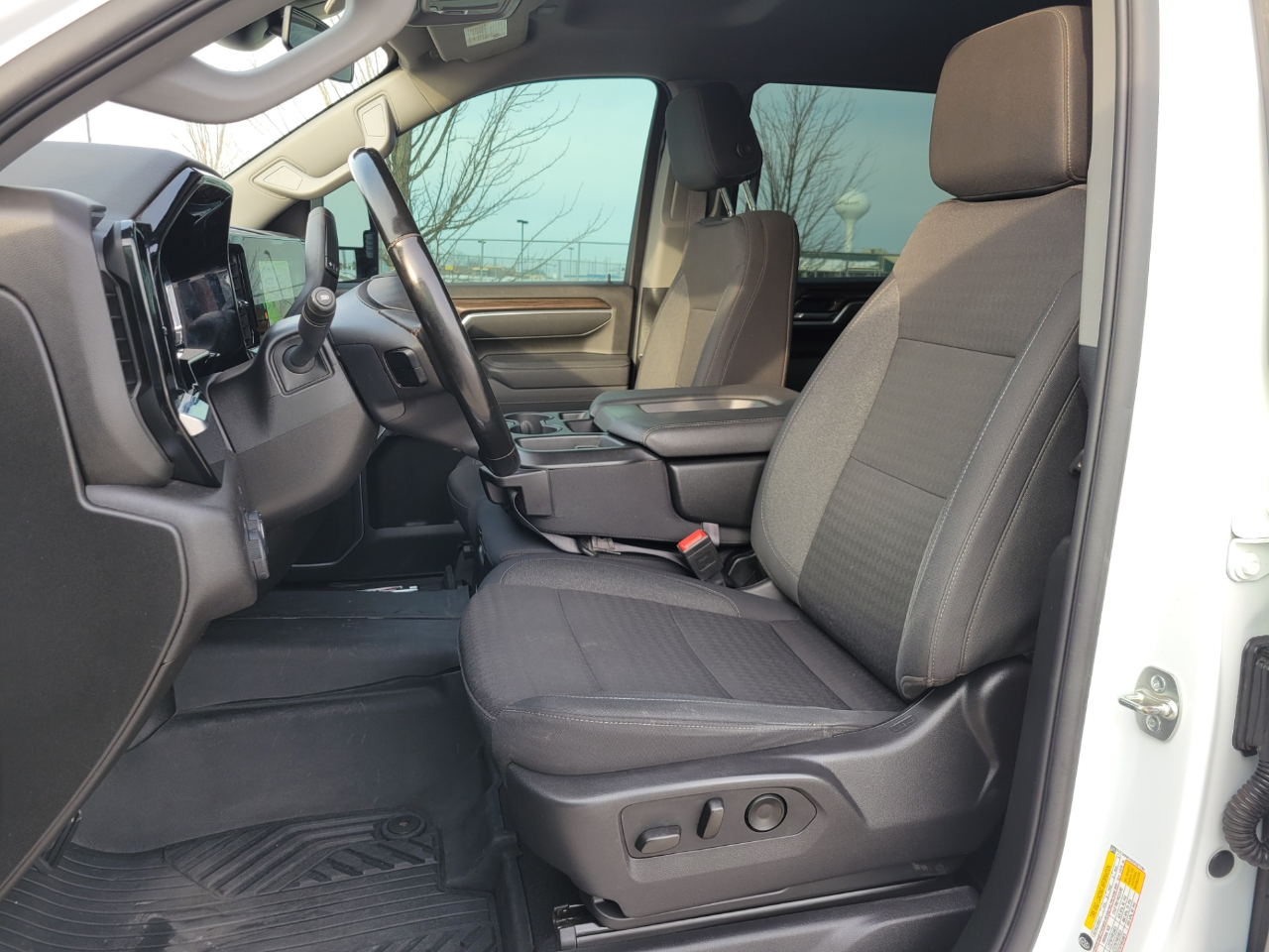 Chevrolet Silverado 2500HD LT Crew Cab Long Box 4WD 2025